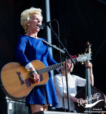 Eva Eastwood